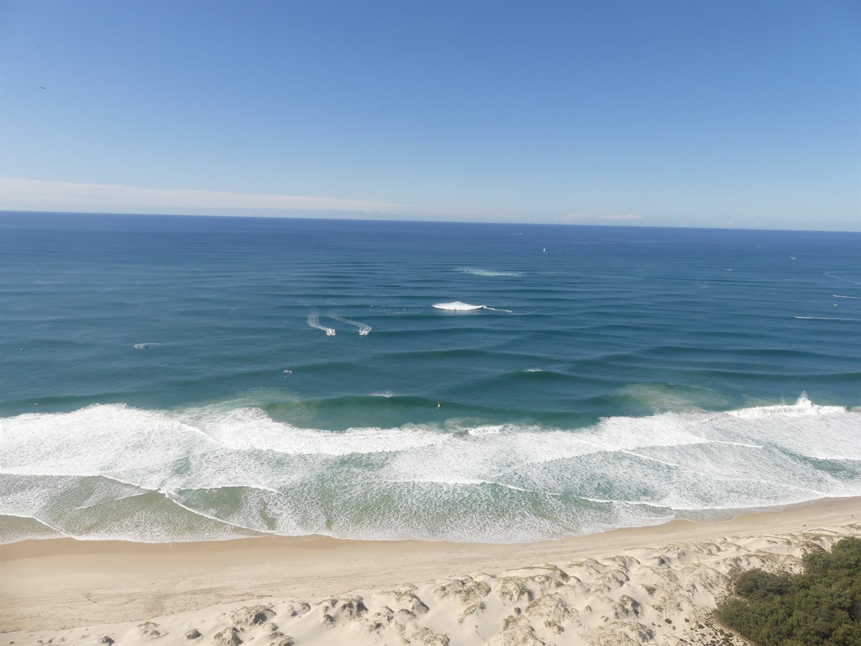 Island Picnic — Gold Coast Helitours